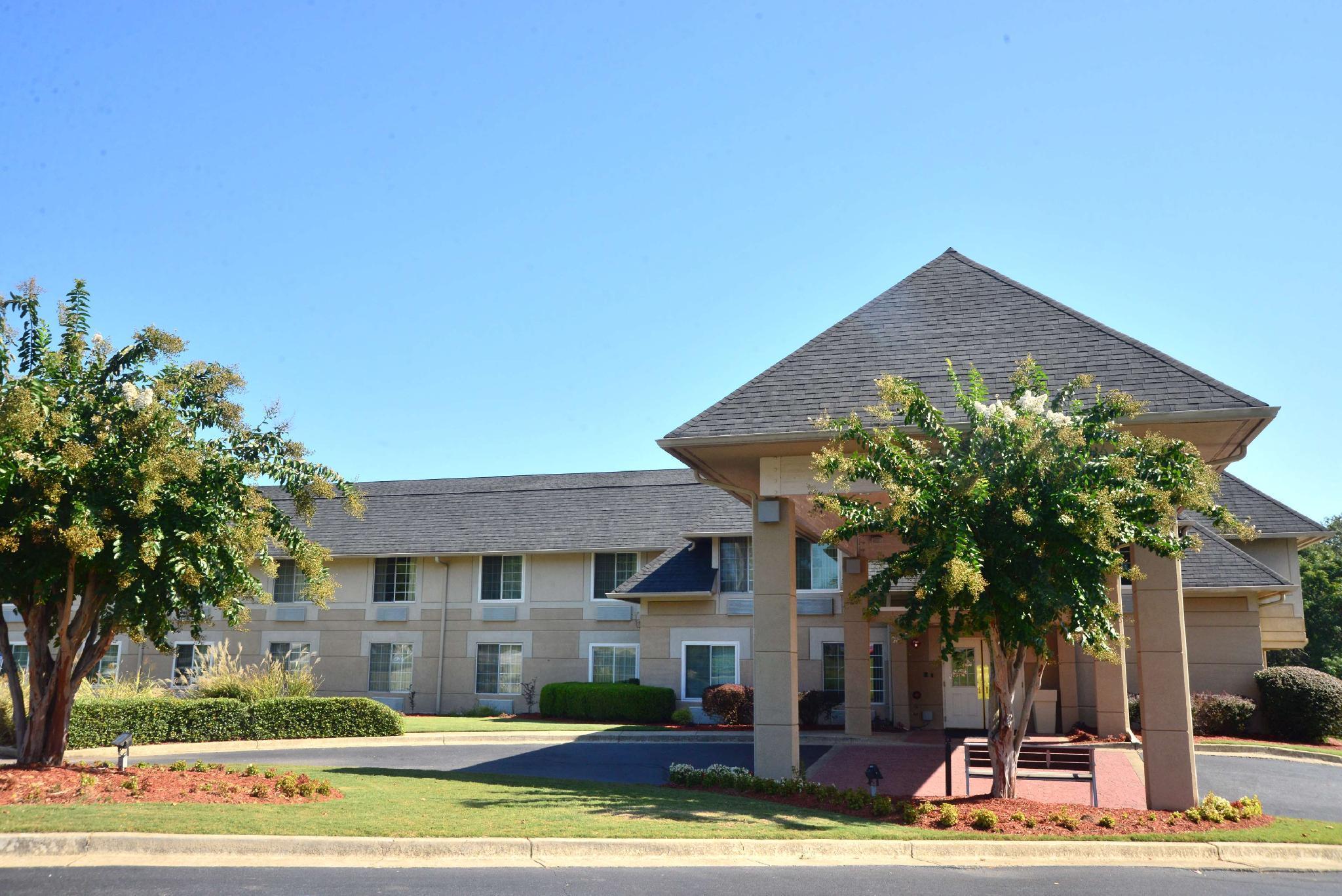 Baymont Inn & Suites Braselton Bagian luar foto
