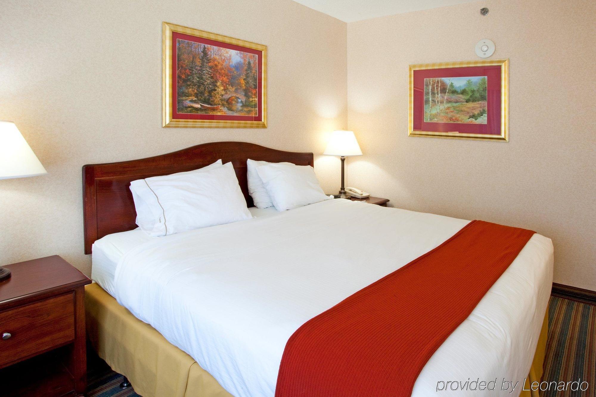 Baymont Inn & Suites Braselton Bagian luar foto